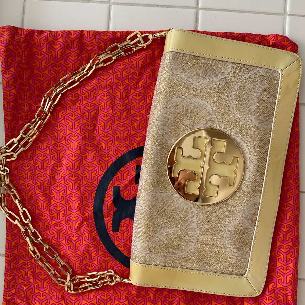 Extremely rare Tory Burch white patent leather and lace double chain bag.